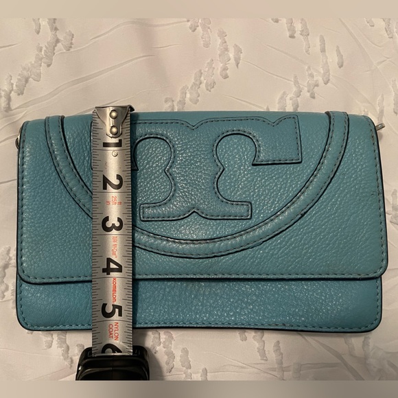 TORY BURCH CLUTCH PURSE - Picture 9 of 10
